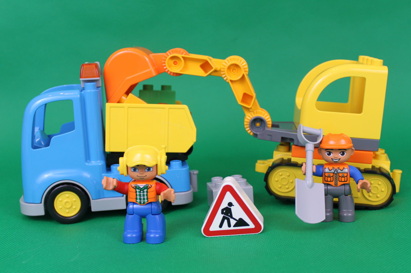 Лего Дупло грузовик и экскаватор
