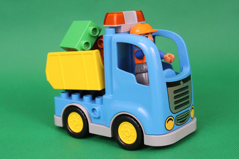 Лего Дупло грузовик и экскаватор